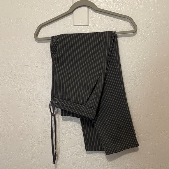 LOFT Pants - LOFT Charcoal Pinstripe Drawstring Business Casual Sweatpants Trousers Small EUC